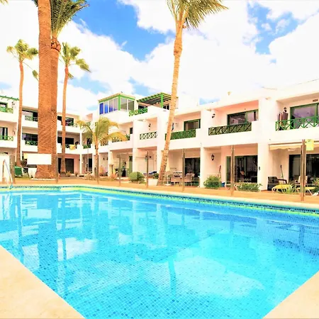 Beautiful One Bedroom Ground Floor - Veraluna * Tias